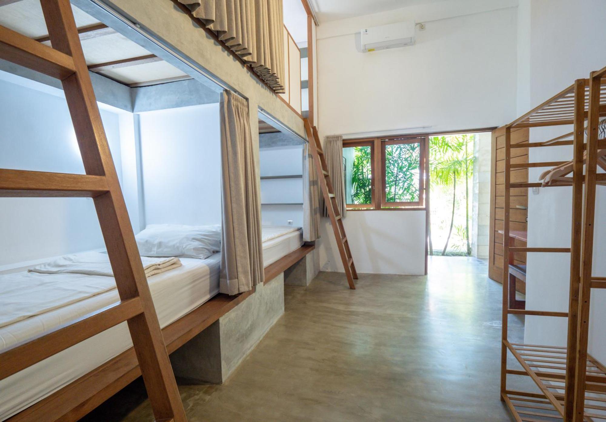007 Surfhouse Bali Hotel Ungasan  Exterior photo